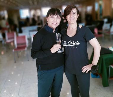 Olas Azules Pilates Studio profesora y alumna